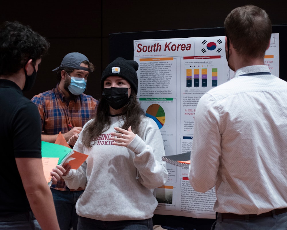 Virginia Tech students attend a poster session for the Pathways General Education course, Earth Resources, Society and the Environment, fall semester 2021.